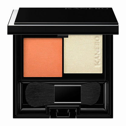 カネボウ　ムードブースティングブラッシュ　